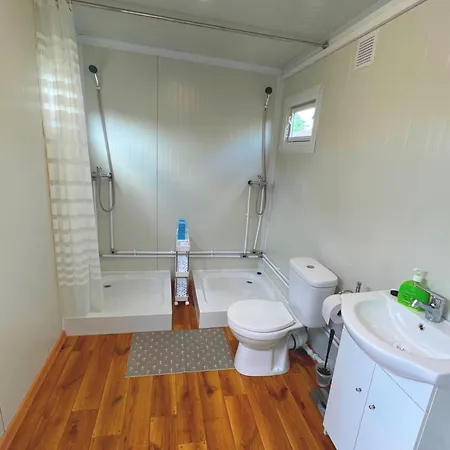Ferien-bungalow Nr -4- Im Seebad Ueckermündeot Bellin * Ueckermünde