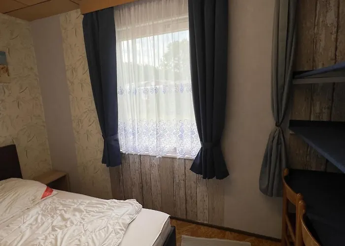 Ferien-bungalow Im Seebad Ueckermuendeot Bellin